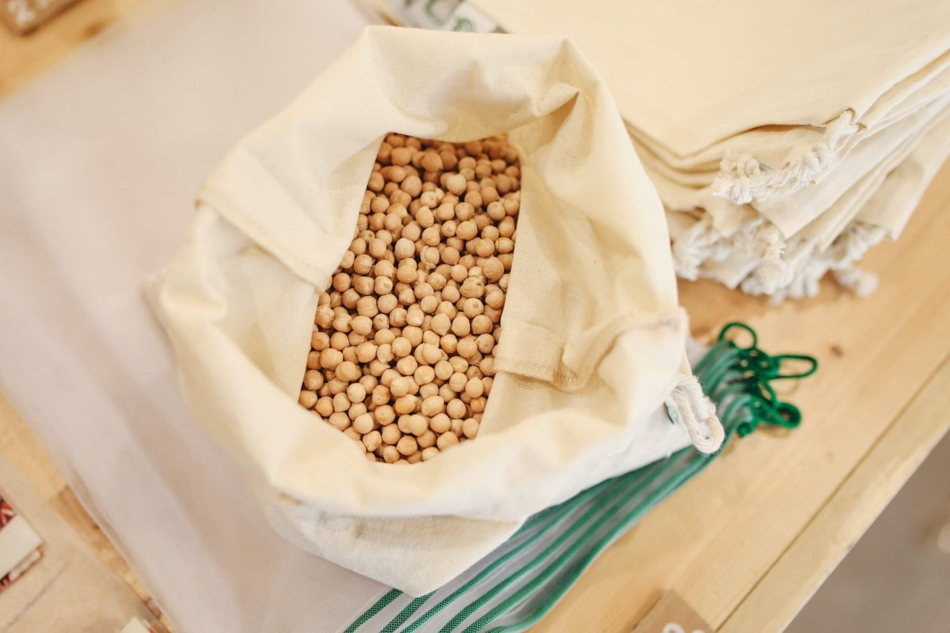 Can Dogs Eat Chickpeas? Best Practices List