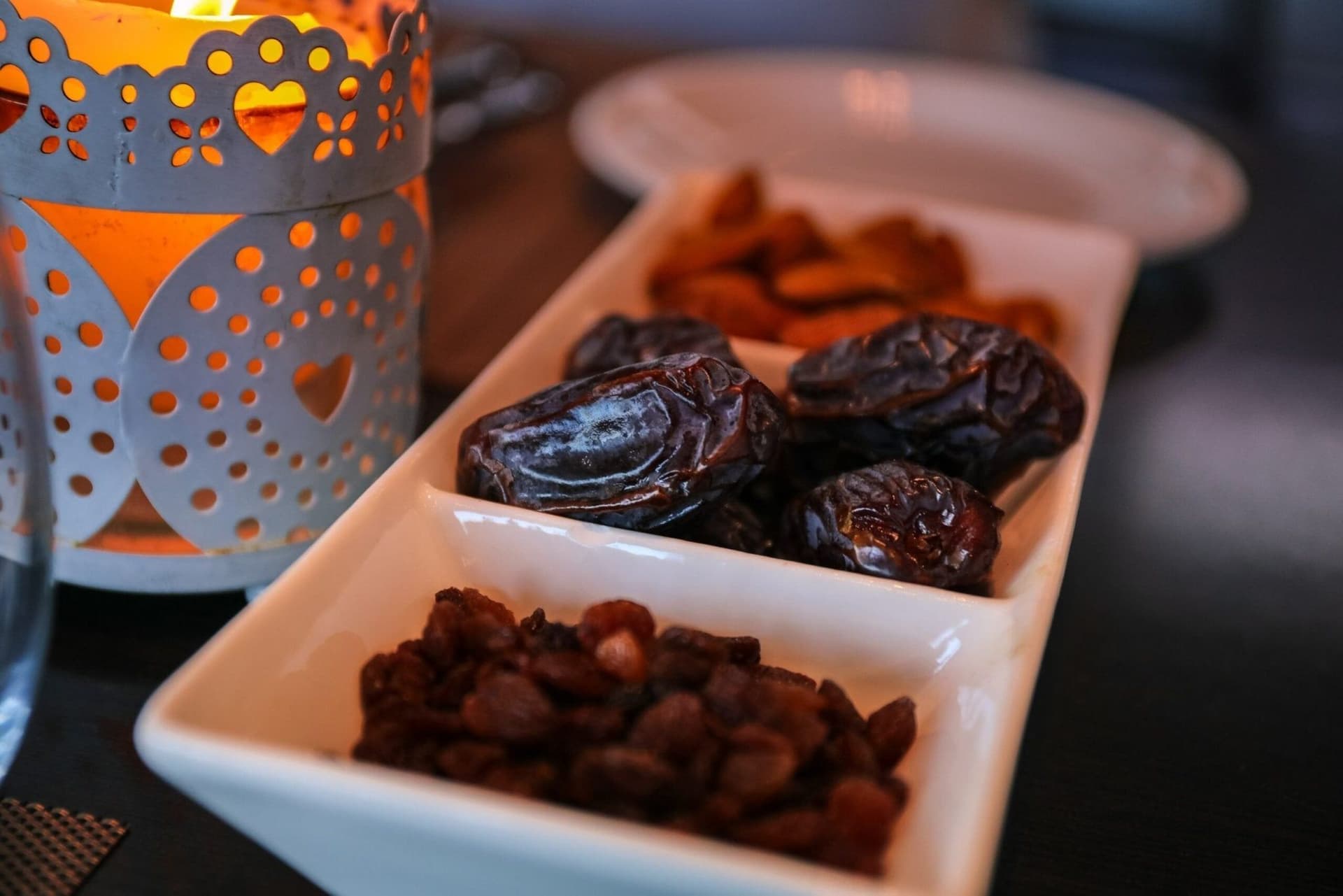Can Dogs Eat Dates? Nutritional Benefits And Feeding Guide