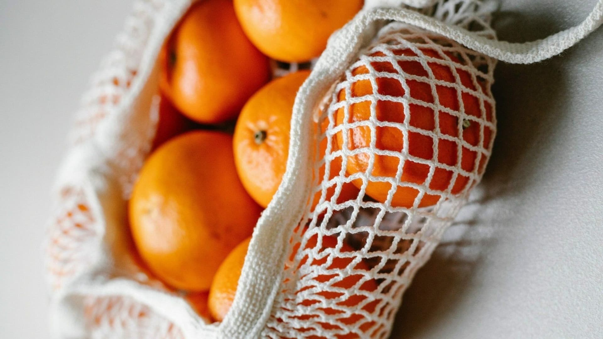 Can Dogs Eat Mandarin? Organic Is The Way To Go